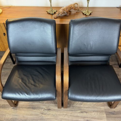 Mid-Century Modern Chairs