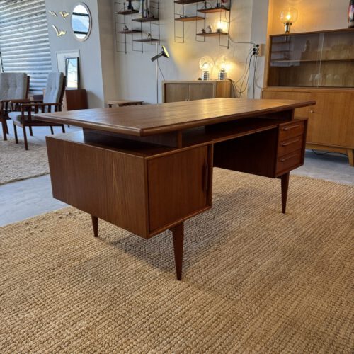 Teak Two-Sided Executive Desk – H. Riestenpatt for RT Möbel (Model RT200)