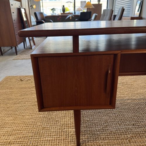 Teak Two-Sided Executive Desk – H. Riestenpatt for RT Möbel (Model RT200)