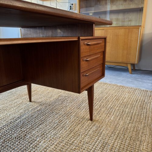 Teak Two-Sided Executive Desk – H. Riestenpatt for RT Möbel (Model RT200)