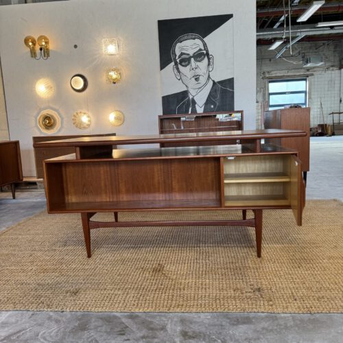 Teak Two-Sided Executive Desk – H. Riestenpatt for RT Möbel (Model RT200)
