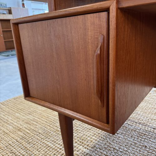 Teak Two-Sided Executive Desk – H. Riestenpatt for RT Möbel (Model RT200)