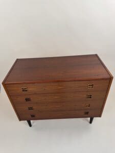 Mid-Century Modern Chest of Drawers – Elegant Teak Look