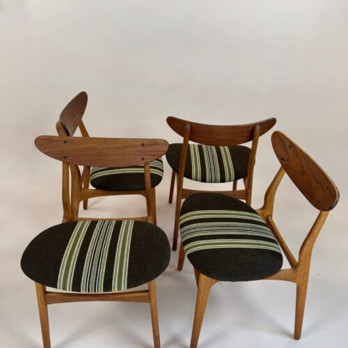 Set of 4 Danish Mid-Century Dining Chairs – Original Upholstery & Sculptural Teak