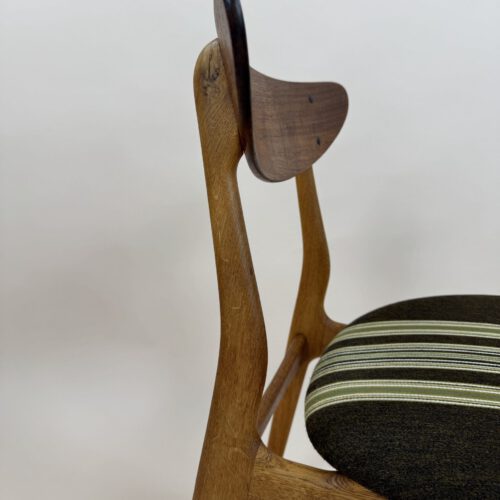 Set of 4 Danish Mid-Century Dining Chairs – Original Upholstery & Sculptural Teak