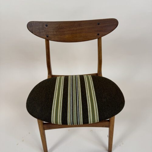 Set of 4 Danish Mid-Century Dining Chairs – Original Upholstery & Sculptural Teak
