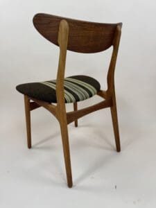 Set of 4 Danish Mid-Century Dining Chairs – Original Upholstery & Sculptural Teak