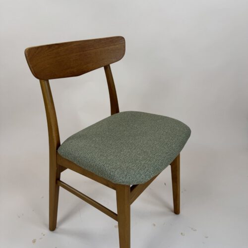 Set of 5 “Mosbøl” Dining Chairs by Findahl – Danish Modern Elegance