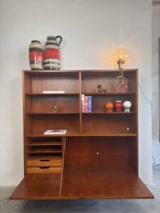 Hundevad & Co Teak Bookcase with Drop-Front Cabinet – Danish Functional Design