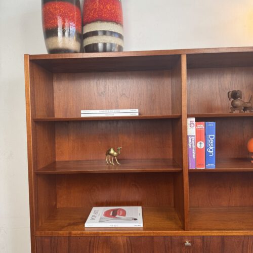 Hundevad & Co Teak Bookcase with Drop-Front Cabinet – Danish Functional Design
