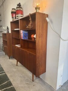 Hundevad & Co Teak Bookcase with Drop-Front Cabinet – Danish Functional Design