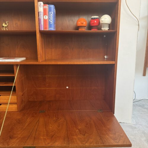 Hundevad & Co Teak Bookcase with Drop-Front Cabinet – Danish Functional Design