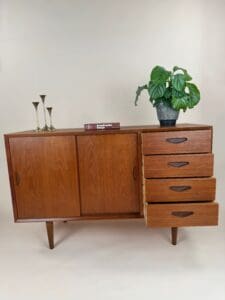 Ølholm Møbelfabrik Danish Sideboard – Ideal for TV or Audio Setup