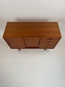 Ølholm Møbelfabrik Danish Sideboard – Ideal for TV or Audio Setup
