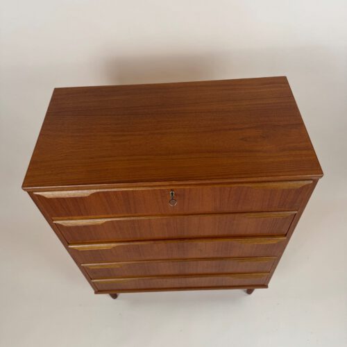 Danish Mid-Century Chest of Drawers – Elegant Teak Design with Certified Quality