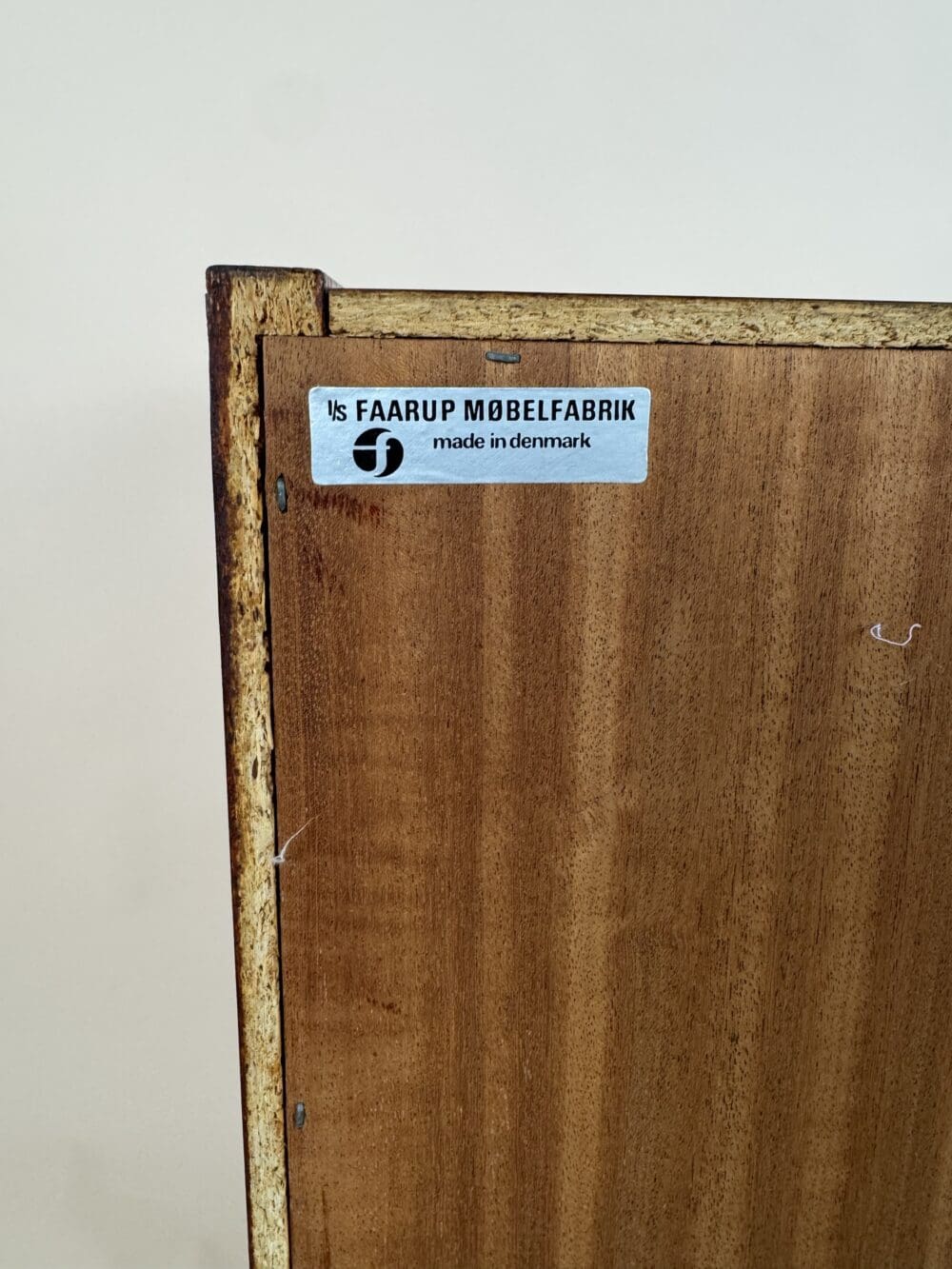 img_8316 Rosewood Sliding Door Cabinet by Faarup Møbelfabrik – Refined Danish Elegance