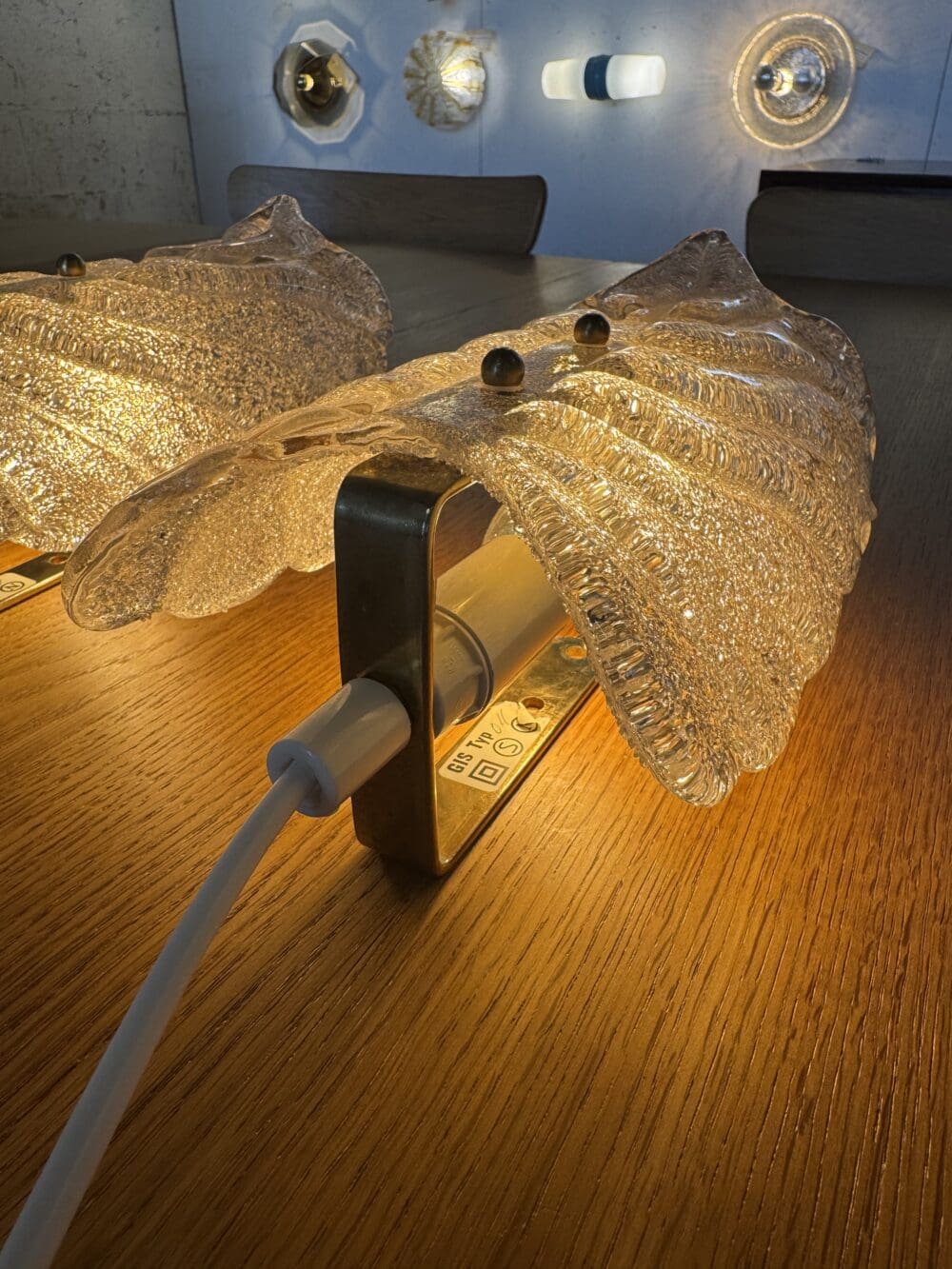 Set of 2 “Leaf” Textured Glass Wall Lamps – Elegant Organic Form & Warm Glow