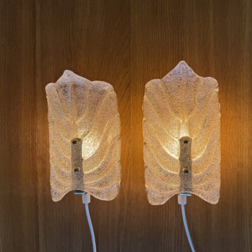 Set of 2 “Leaf” Textured Glass Wall Lamps – Elegant Organic Form & Warm Glow