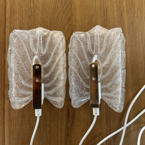 Set of 2 “Leaf” Textured Glass Wall Lamps – Elegant Organic Form & Warm Glow