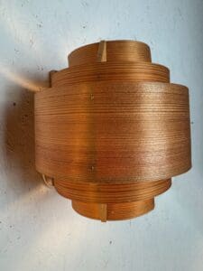 Hans-Agne Jakobsson Wall Lamp V327 – Ellysett Series Beauty in Pine