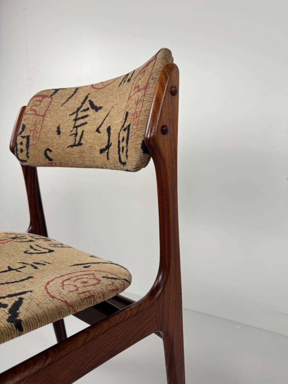 IMG_0967 Set of 4 Erik Buch Model 49 Dining Chairs – OD Møbler, Denmark – Rosewood Elegance