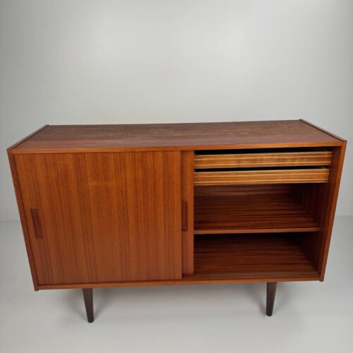 Danish Teak Sideboard – Mid-Century Storage Elegance