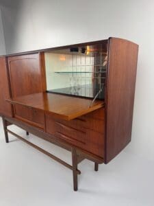 Danish Teak Sideboard with Bar Section & Automatic Light – Mid-Century Elegance