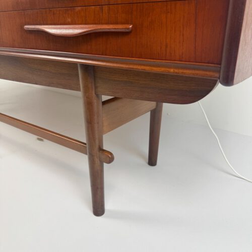 Danish Teak Sideboard with Bar Section & Automatic Light – Mid-Century Elegance