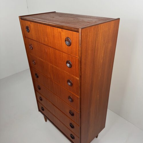 Danish Teak Tallboy Chest of Drawers – Elegant Mid-Century Modern Design
