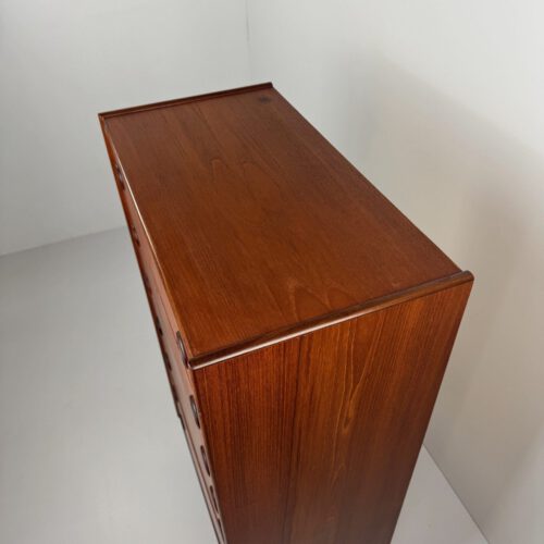 Danish Teak Tallboy Chest of Drawers – Elegant Mid-Century Modern Design