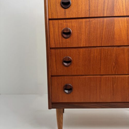 Danish Teak Tallboy Chest of Drawers – Elegant Mid-Century Modern Design