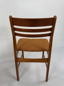 Set of 4 Danish Mid-Century Dining Chairs – Timeless Elegance