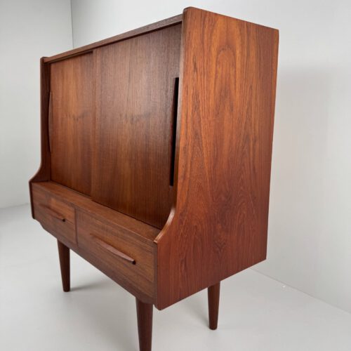 Royal Board Sweden Bar Cabinet – Scandinavian Teak Elegance