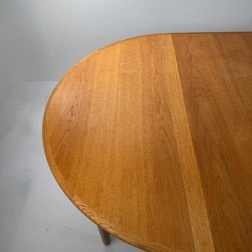 Henning Kjaernulf for Sorø Stolefabrik – Model 62 Extendable Oak Dining Table