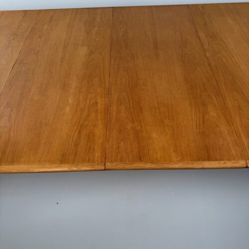 Henning Kjaernulf for Sorø Stolefabrik – Model 62 Extendable Oak Dining Table