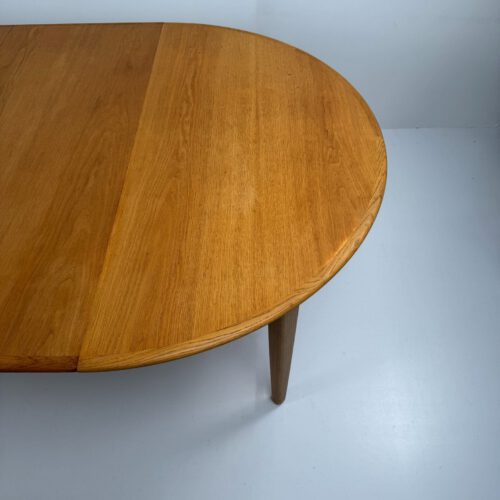 Henning Kjaernulf for Sorø Stolefabrik – Model 62 Extendable Oak Dining Table