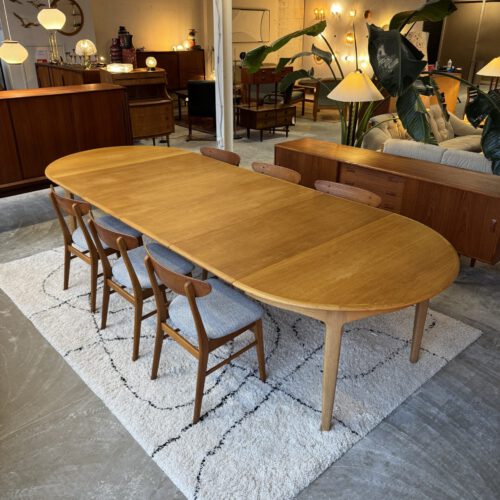 Henning Kjaernulf for Sorø Stolefabrik – Model 62 Extendable Oak Dining Table