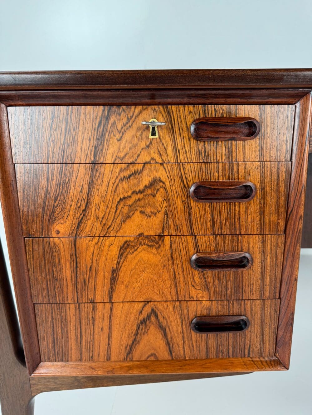IMG_5035 Svend Aage Madsen Rosewood Executive Desk for H.P. Hansen – Danish Modern Masterpiece