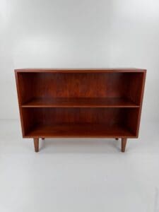 Danish teak bookcase by Søborg Møbler – classic Scandinavian simplicity
