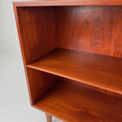 Danish teak bookcase by Søborg Møbler – classic Scandinavian simplicity