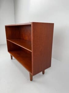 Danish teak bookcase by Søborg Møbler – classic Scandinavian simplicity