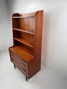 Danish Teak Bookcase with Extractable Desk – Elegant Mid-Century Workspace