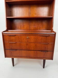 Danish Teak Bookcase with Extractable Desk – Elegant Mid-Century Workspace