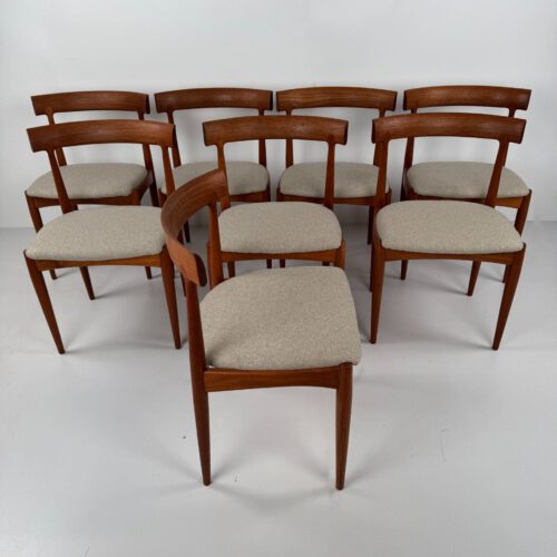 Model No. 7 Dining Chairs, Johannes Andersen for Uldum Møbelfabrik, Denmark, 1960s