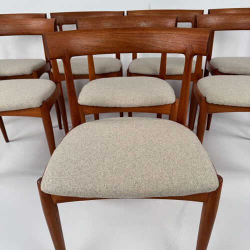 Model No. 7 Dining Chairs, Johannes Andersen for Uldum Møbelfabrik, Denmark, 1960s