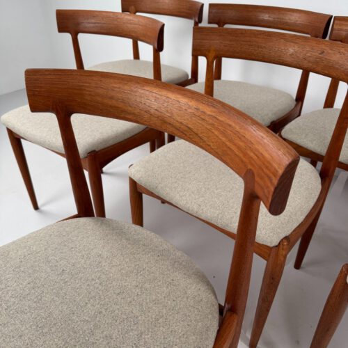 Model No. 7 Dining Chairs, Johannes Andersen for Uldum Møbelfabrik, Denmark, 1960s