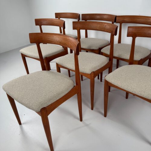 Model No. 7 Dining Chairs, Johannes Andersen for Uldum Møbelfabrik, Denmark, 1960s