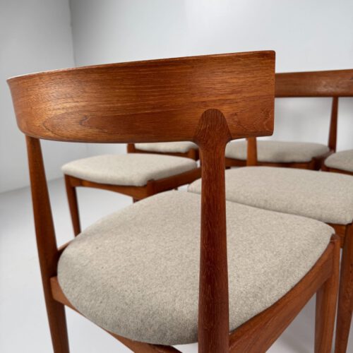 Model No. 7 Dining Chairs, Johannes Andersen for Uldum Møbelfabrik, Denmark, 1960s