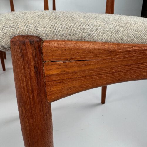 Model No. 7 Dining Chairs, Johannes Andersen for Uldum Møbelfabrik, Denmark, 1960s