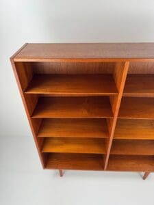 Teak Bookcase by Poul Hundevad – Danish Mid-Century Elegance